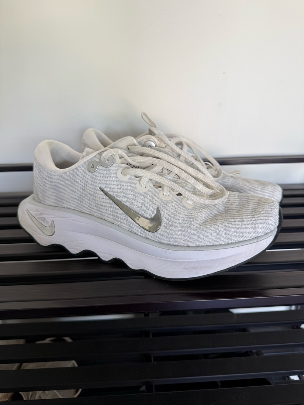 Women’s Nike Motiva Premium Walking Shoe | 9.5